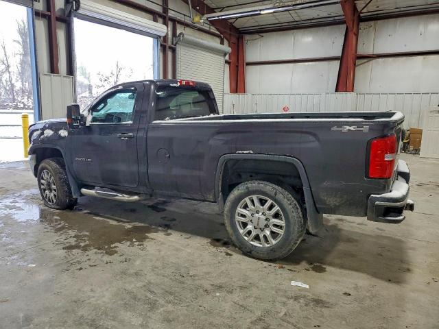 GMC Sierra K2500 Heavy Duty Image 4