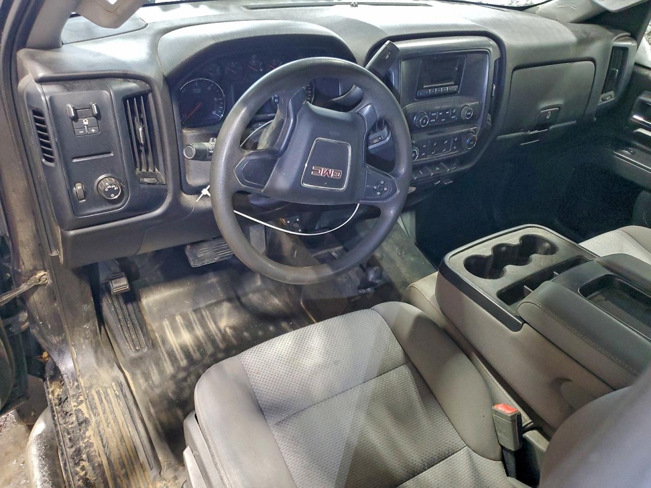 GMC Sierra K2500 Heavy Duty Image 11