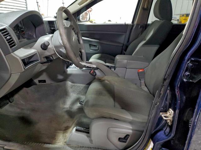 Jeep Grand Cherokee Laredo Image 9