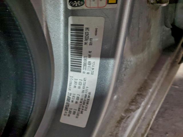 Chrysler 200 Touring Image 13