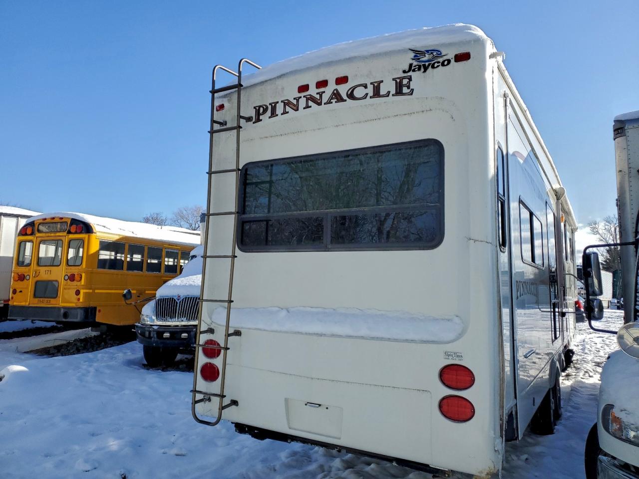 Jayco Pinnacle Image 3