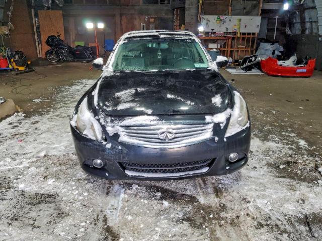 INFINITI G37 Image 2