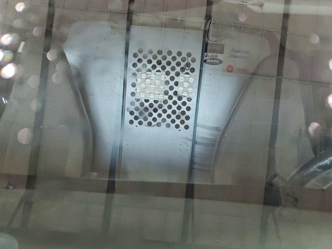 Chevrolet Express Image 11