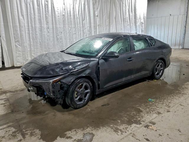  Salvage Kia K4 Lx