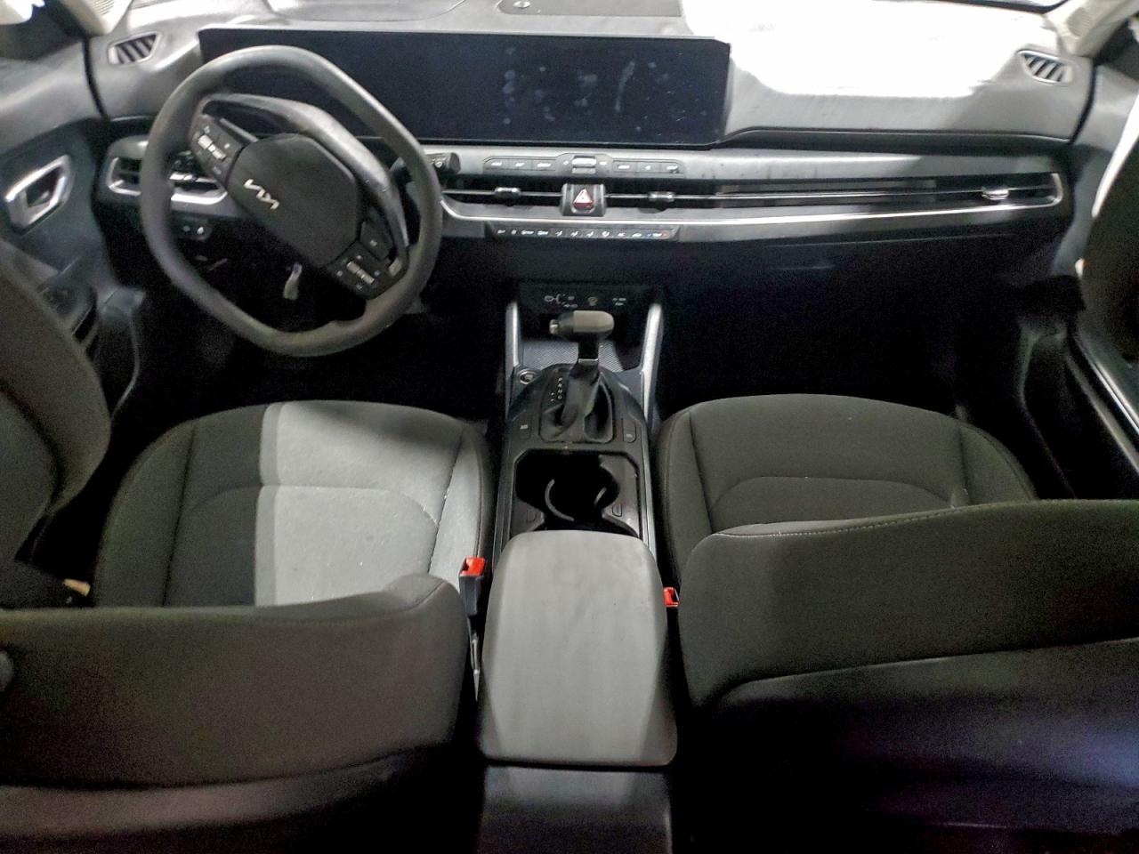 Kia K4 Lx Lx Image 7