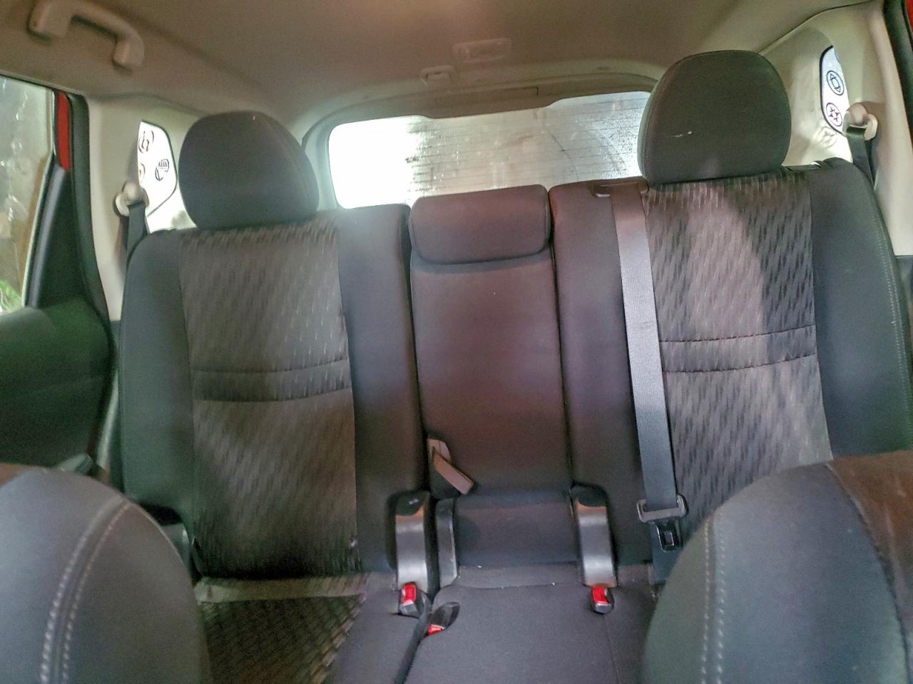 Nissan Rogue S Image 7