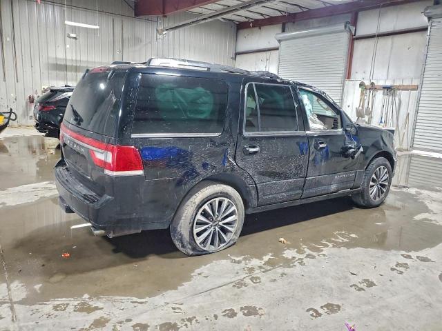 Lincoln Navigator Select Image 3