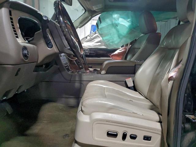 Lincoln Navigator Select Image 12