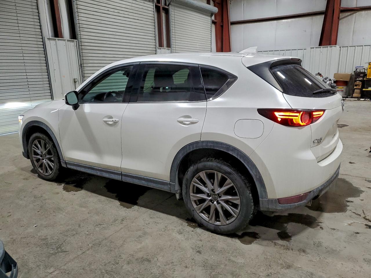 Mazda Cx Grand Touring Image 8