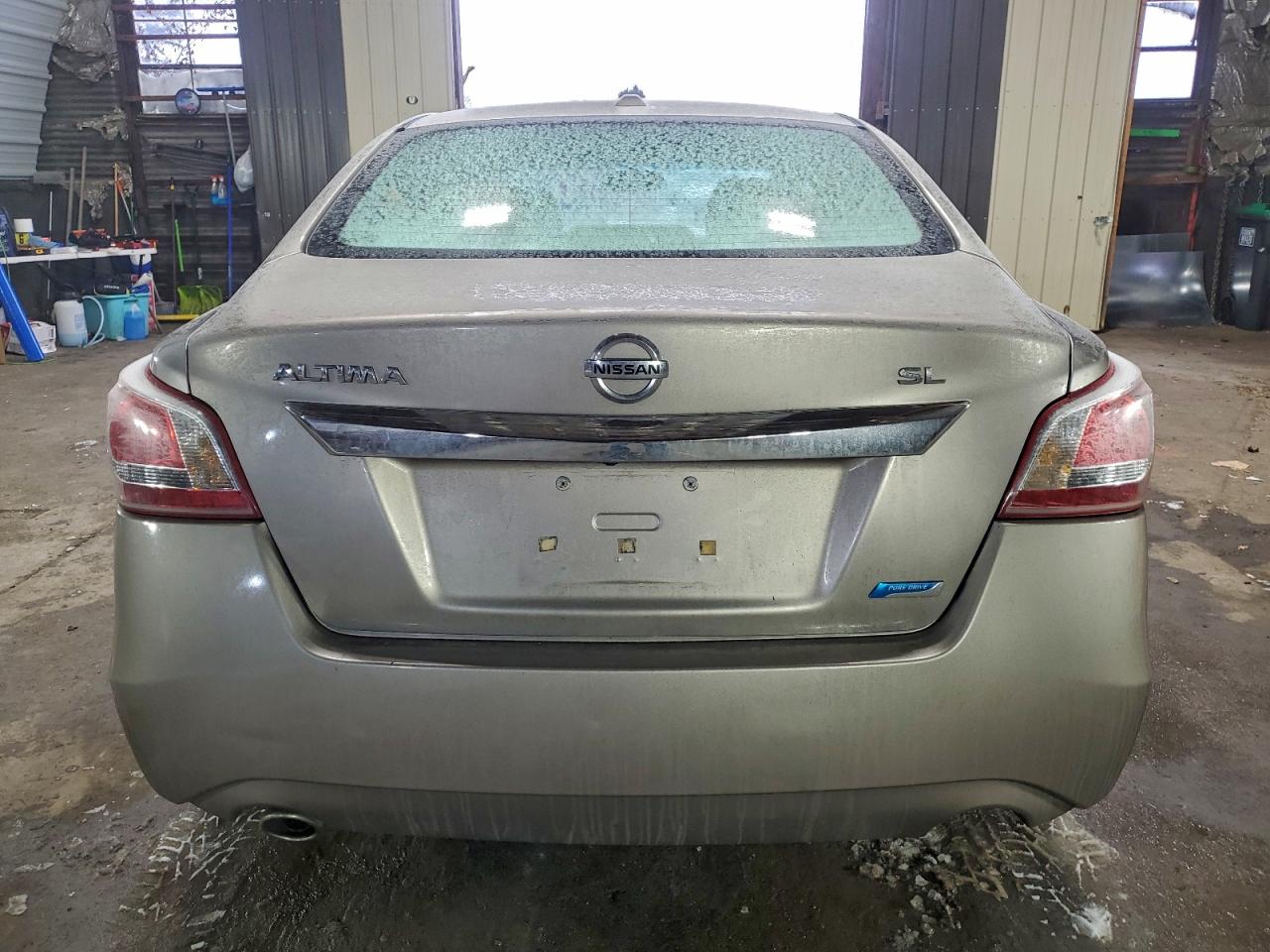 Nissan Altima 2.5 Image 2