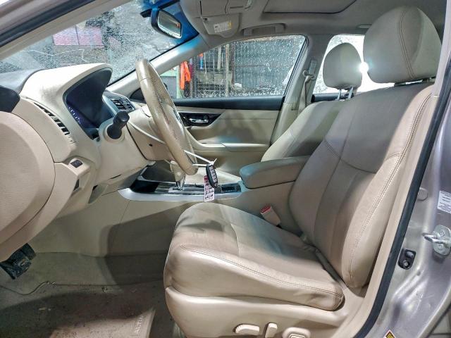 Nissan Altima 2.5 Image 5