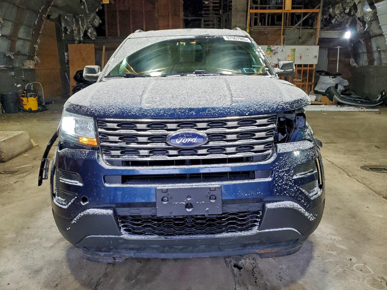Ford Explorer Image 10