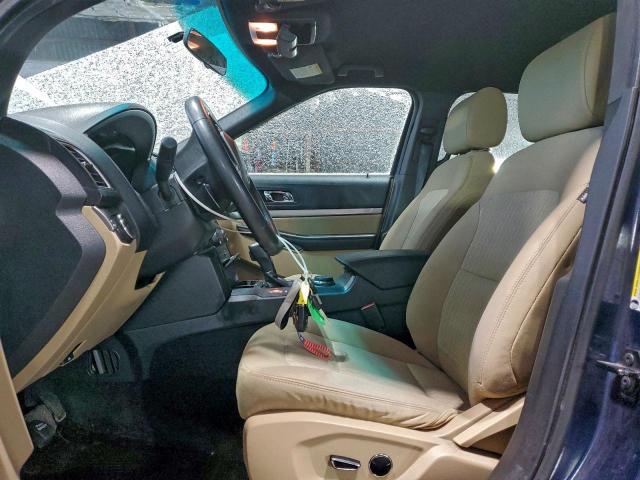 Ford Explorer Image 6