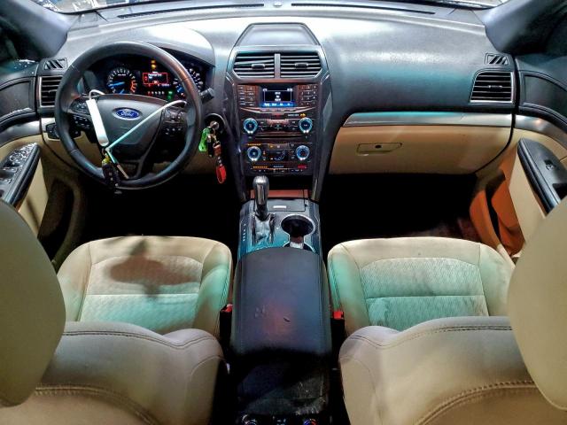 Ford Explorer Image 8