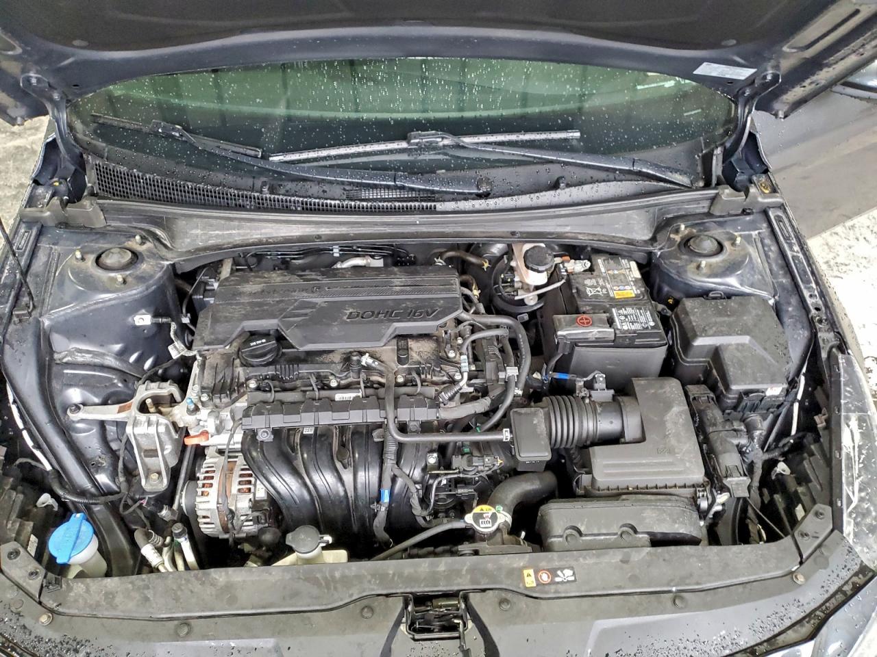 Hyundai ELANTRA Sel Image 4