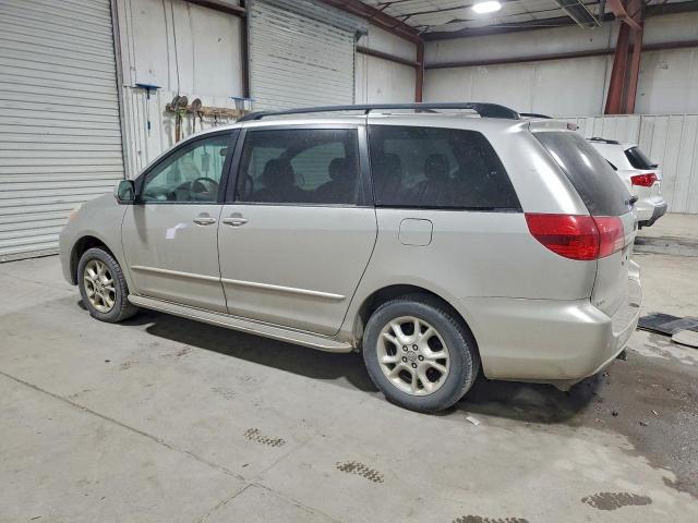 Toyota Sienna Xle Image 10
