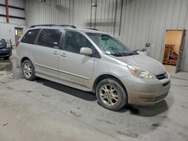 Toyota Sienna Xle Image 9