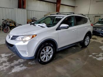  Salvage Toyota RAV4