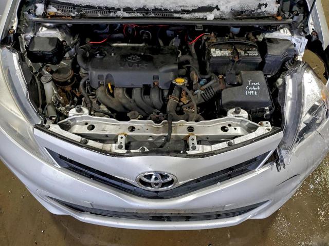 Toyota Yaris Image 12