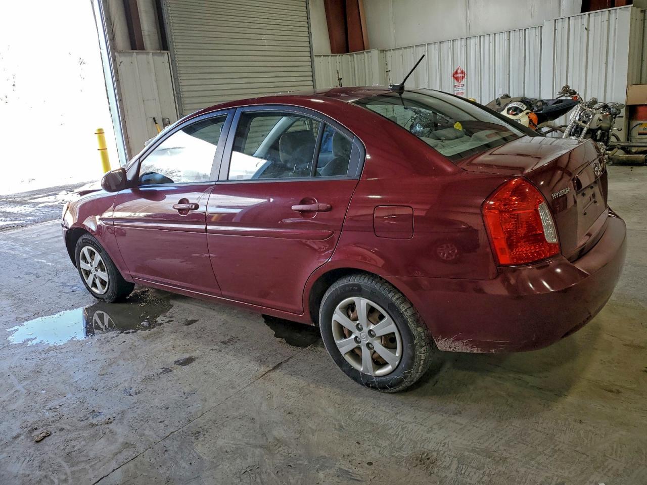 Hyundai ACCENT Gls Image 12