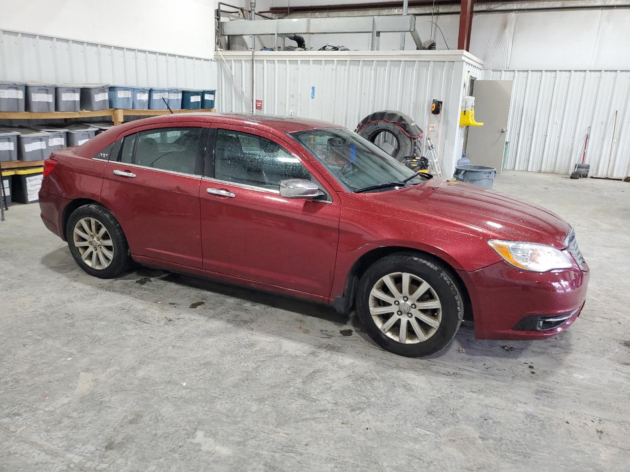 Chrysler 200 Limited Image 7