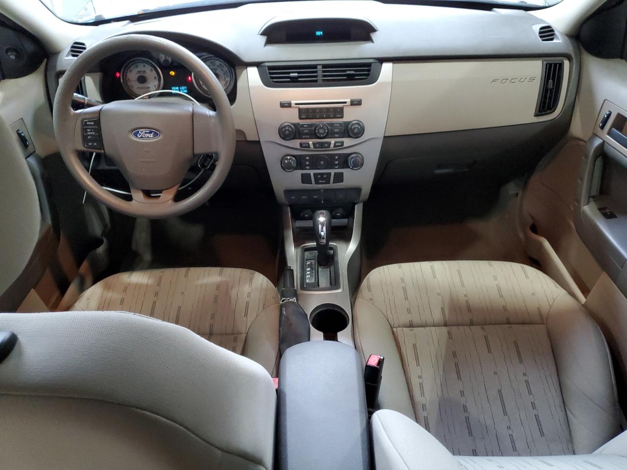 Ford Focus Se Image 8