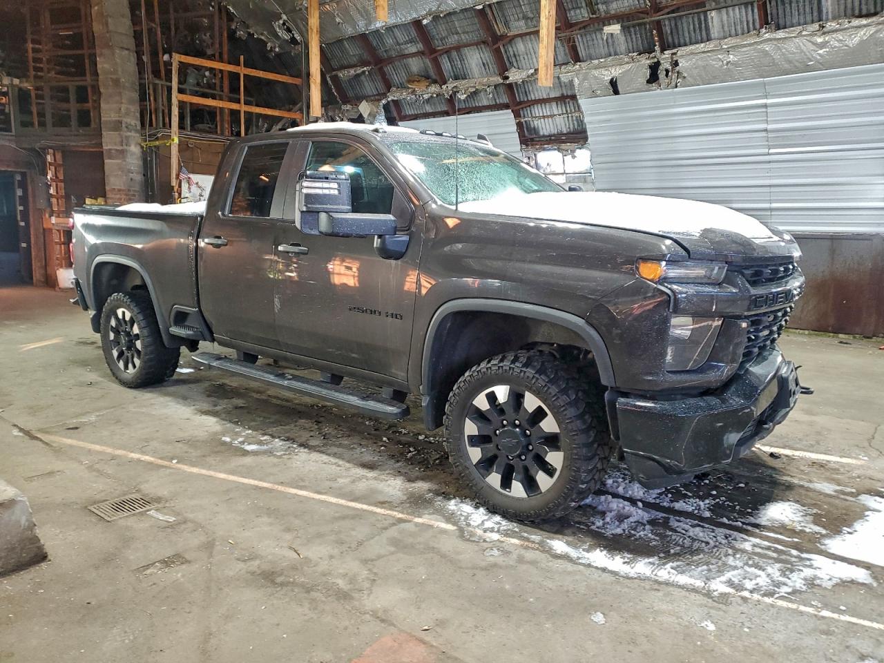 Chevrolet Silverado K2500 Custom Image 6