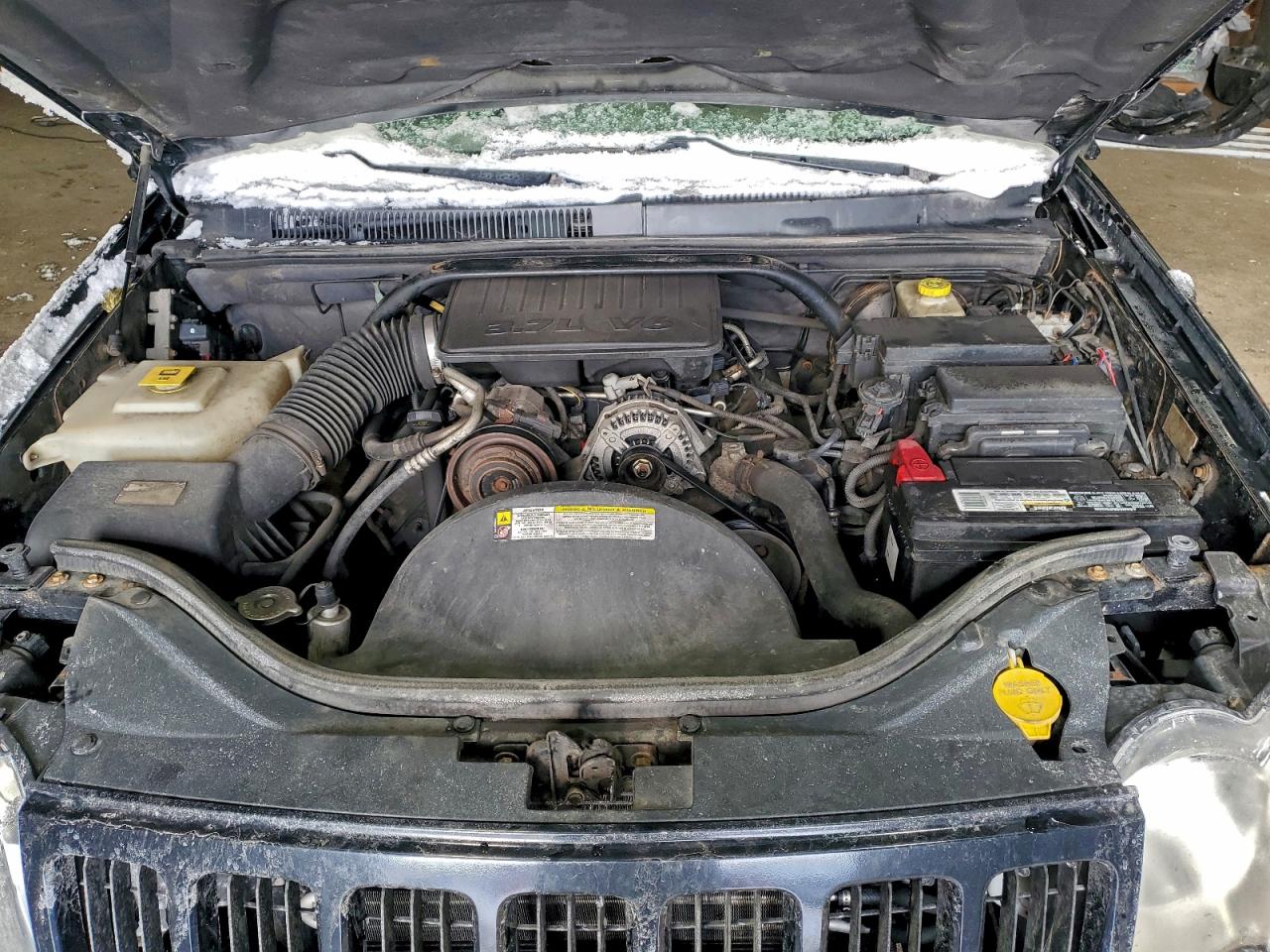 Jeep Grand Cherokee Laredo Image 9