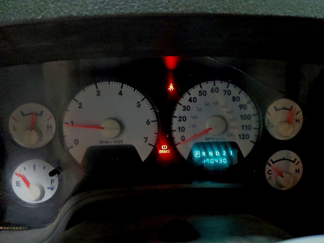 Dodge Ram 1500 St Image 9