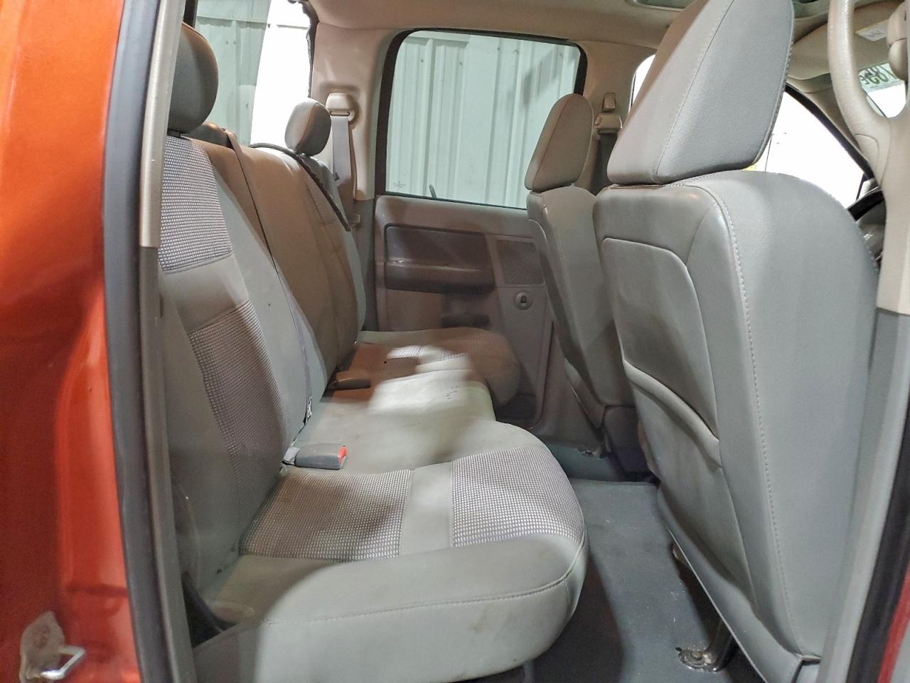 Dodge Ram 1500 St Image 8