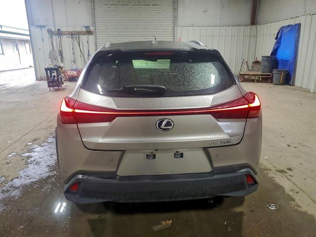 Lexus Ux 250h Image 9