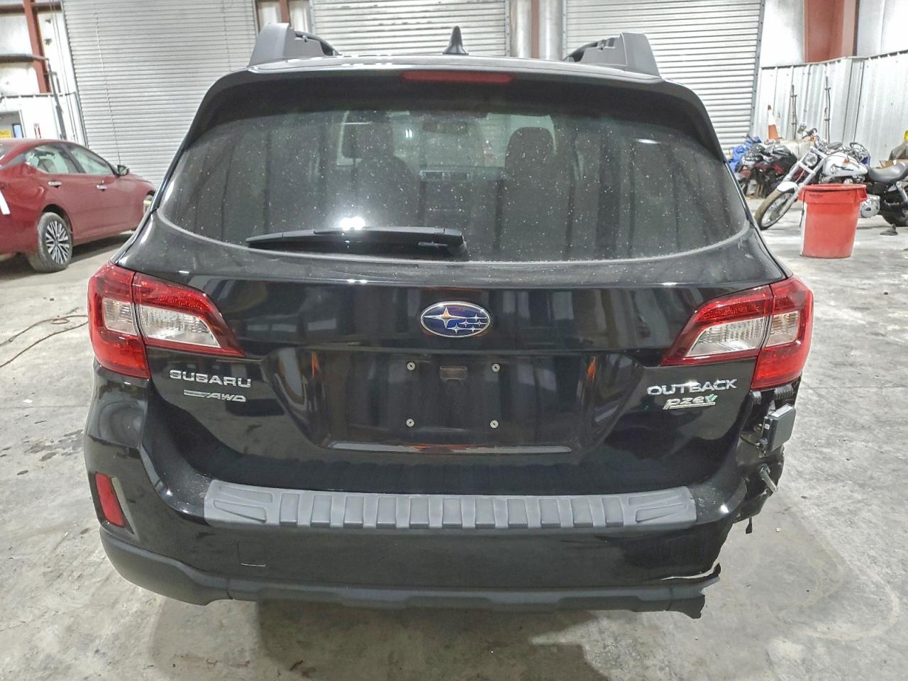 Subaru Outback 2.5i Limited Image 5