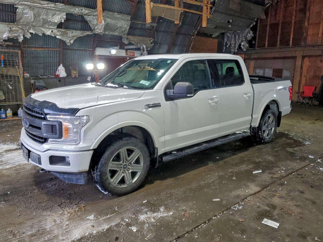 Ford F-150 Supercrew Image 1
