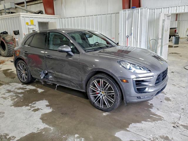 Porsche Macan Turbo Image 12