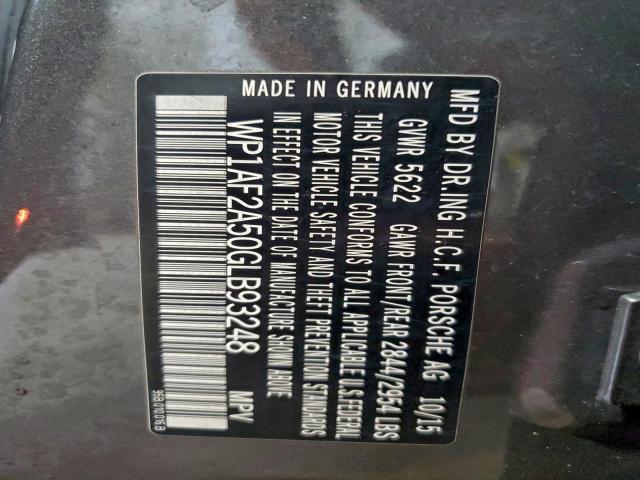 Porsche Macan Turbo Image 2