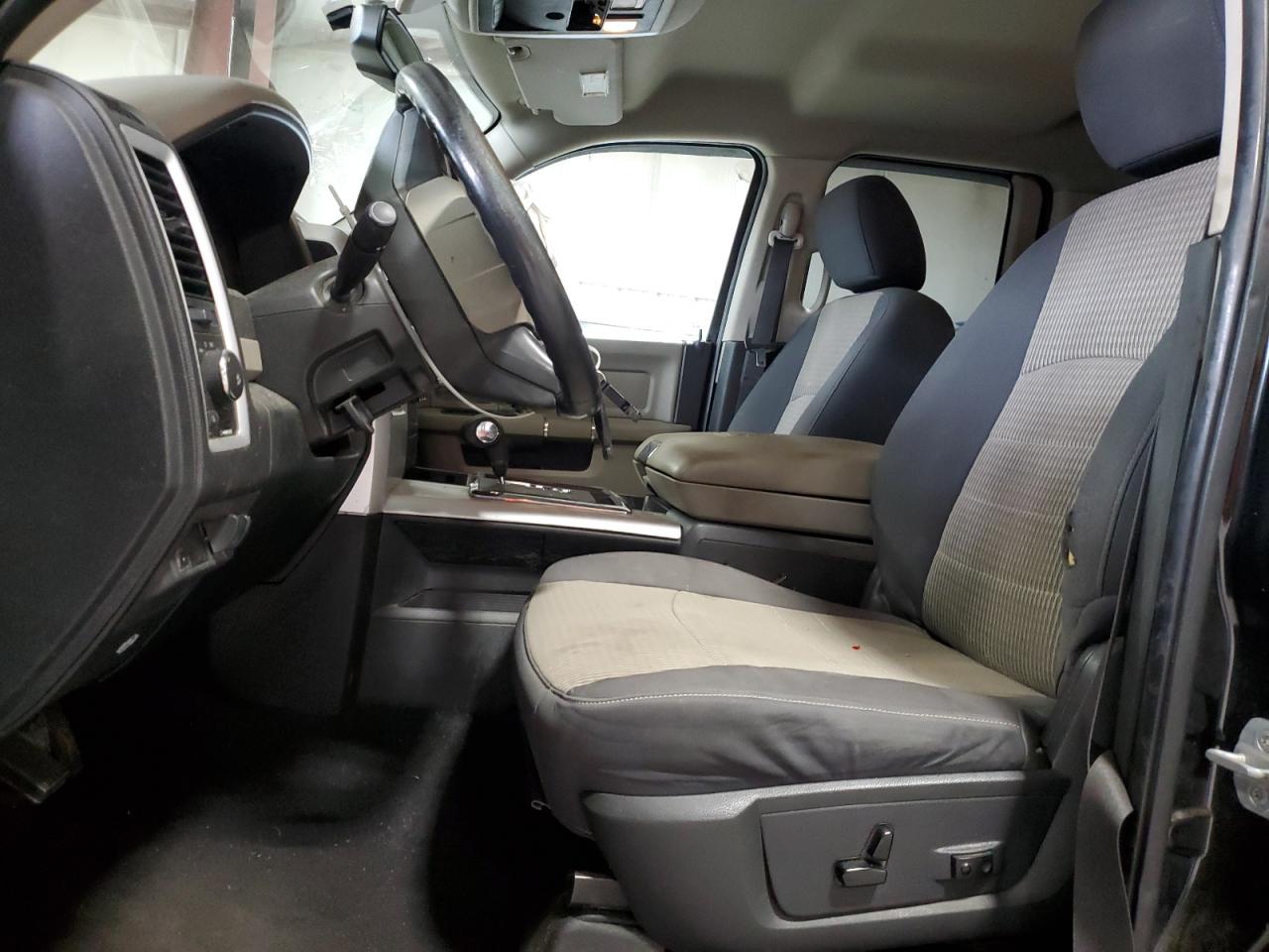 Dodge Ram 1500 Image 10