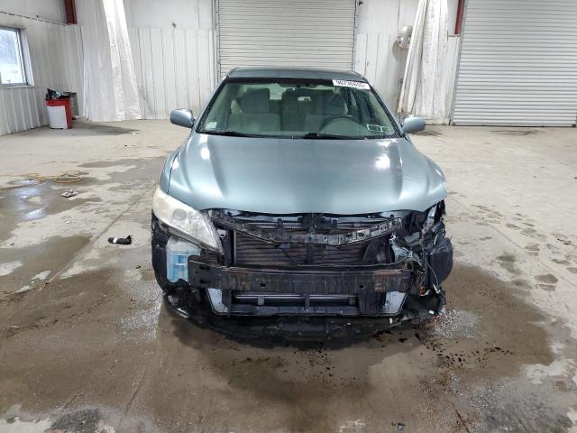 Toyota Camry Ce Image 6