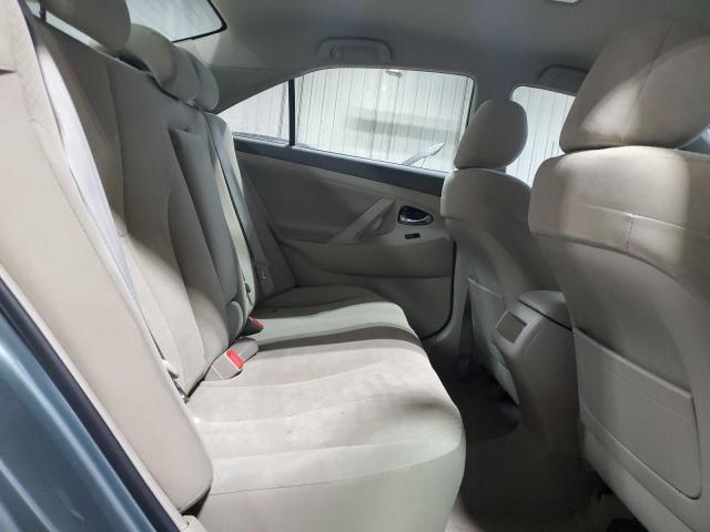 Toyota Camry Ce Image 9