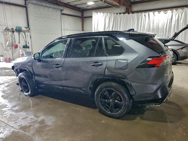 Toyota RAV4 Xse Image 2