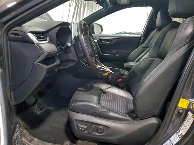 Toyota RAV4 Xse Image 11