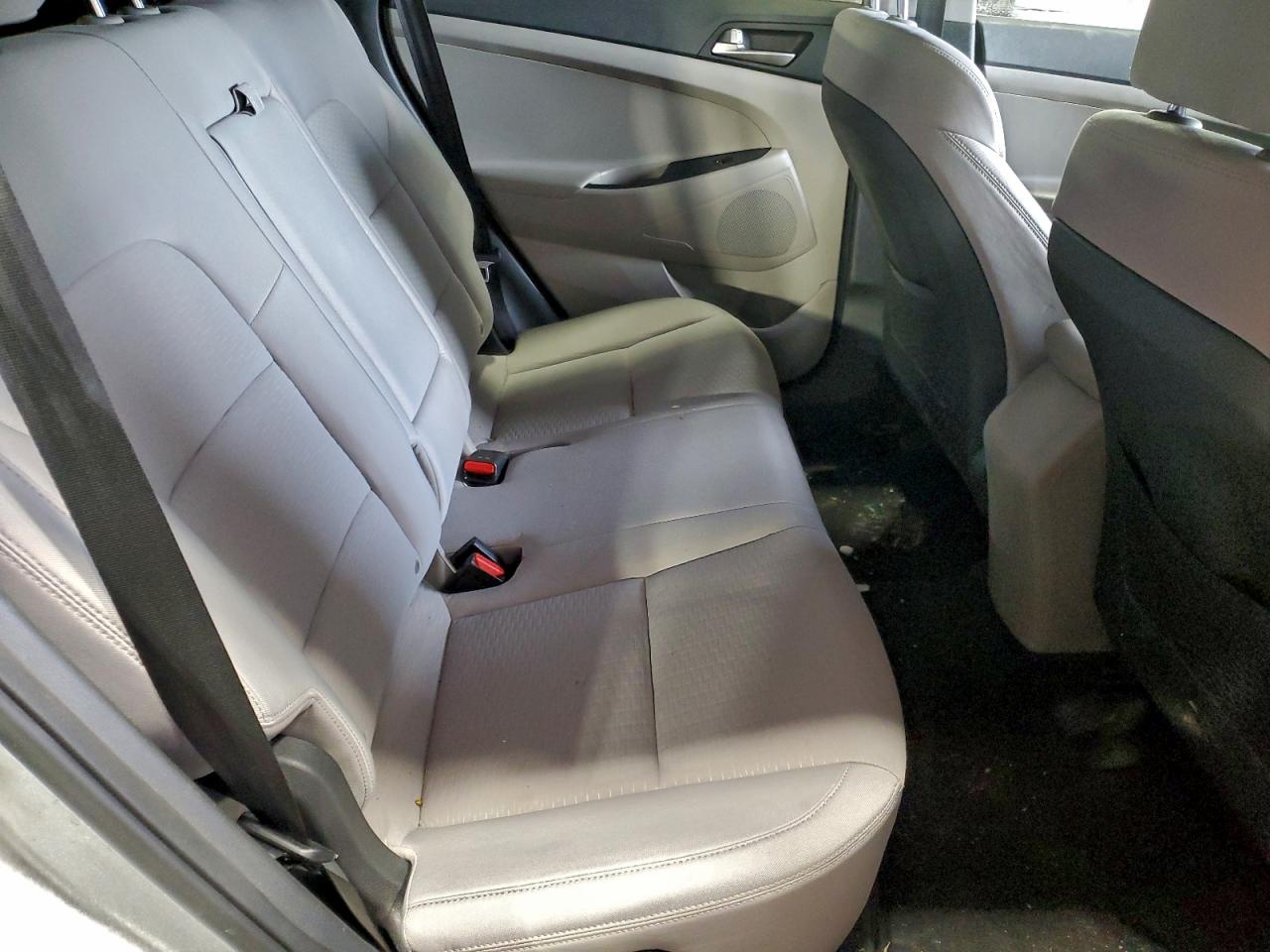 Hyundai TUCSON Limited Image 4