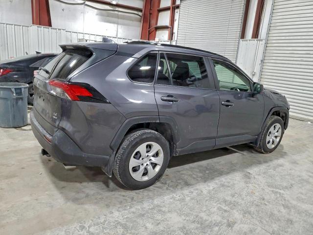 Toyota RAV4 Le Image 6