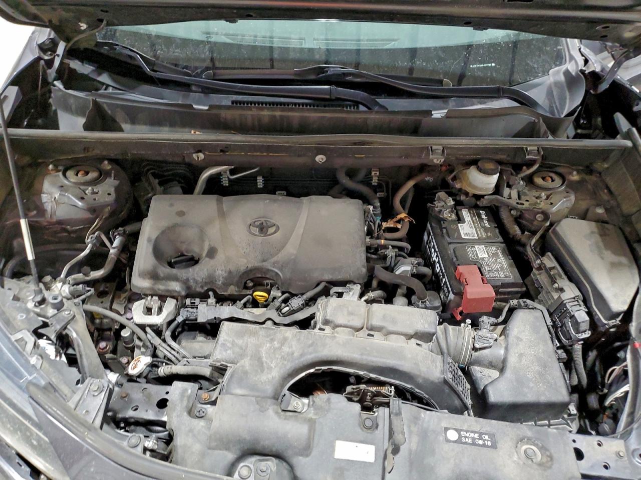 Toyota RAV4 Le Image 11