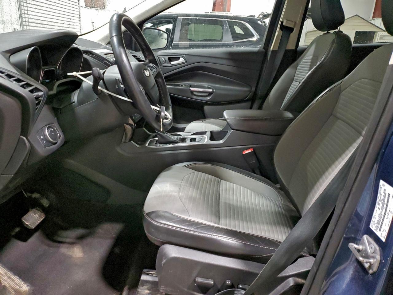 Ford Escape Se Image 9