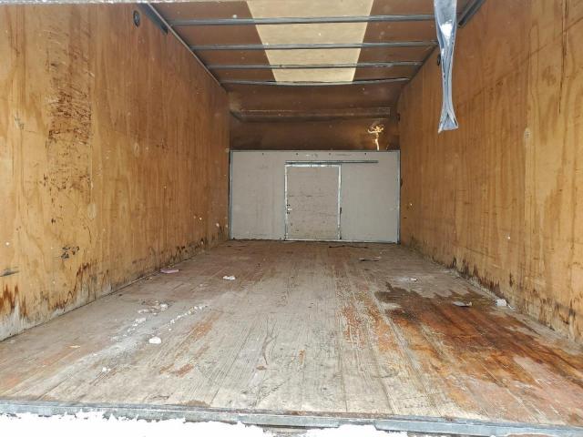 Chevrolet Express Image 6