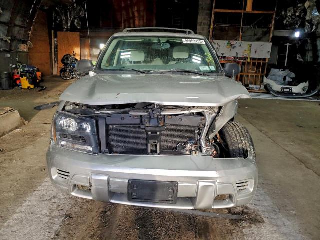 Chevrolet Trailblazer Ls Image 11