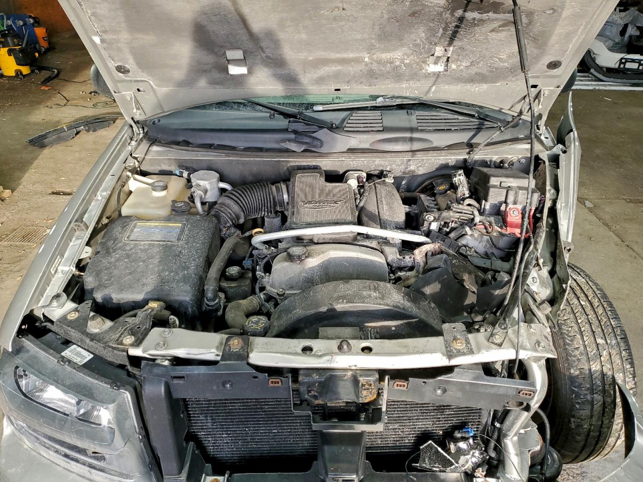 Chevrolet Trailblazer Ls Image 8