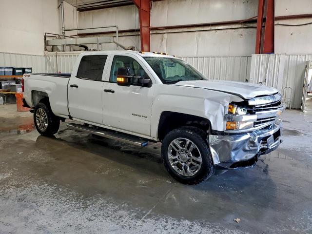 Chevrolet Silverado K2500 Heavy Duty Image 7