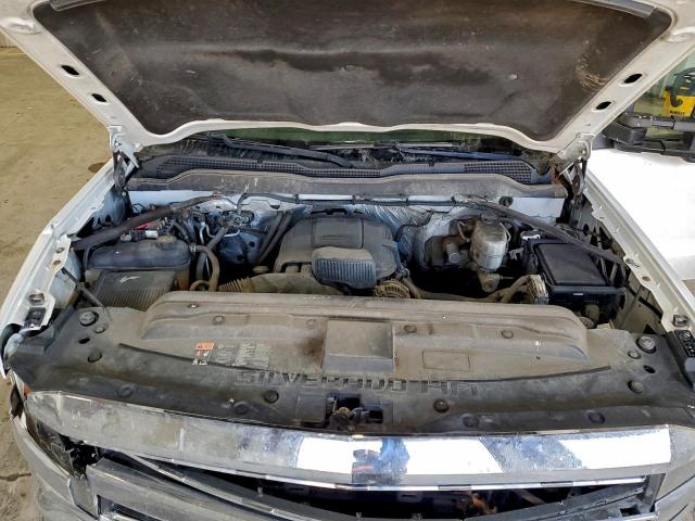 Chevrolet Silverado K2500 Heavy Duty Image 2