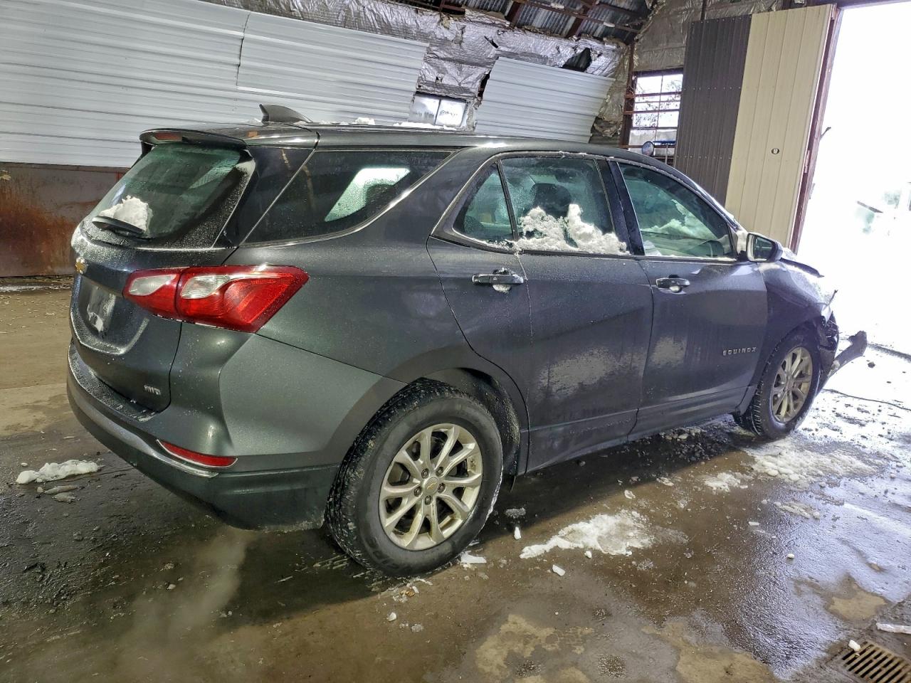 Chevrolet Equinox Ls Image 3